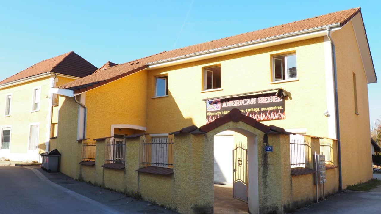 Le Logis De La Garenne 호텔 Morestel 외부 사진