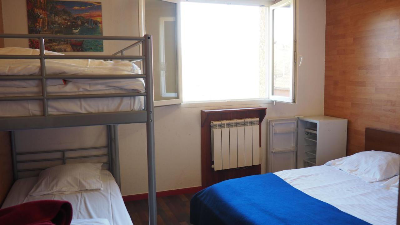 Le Logis De La Garenne 호텔 Morestel 외부 사진